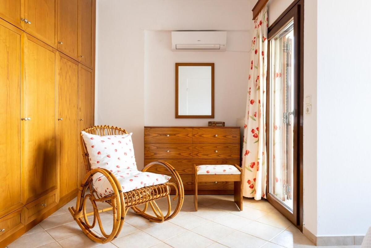 Villa Thalia 구베스 외부 사진